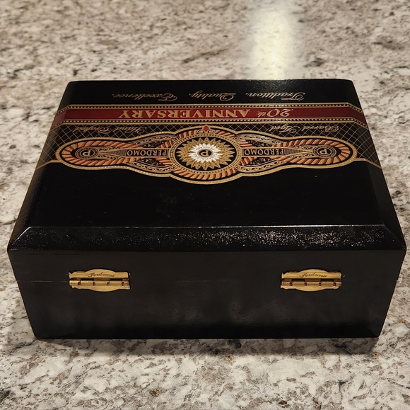 Perdomo 20th anniversary - Picture 6 of 6